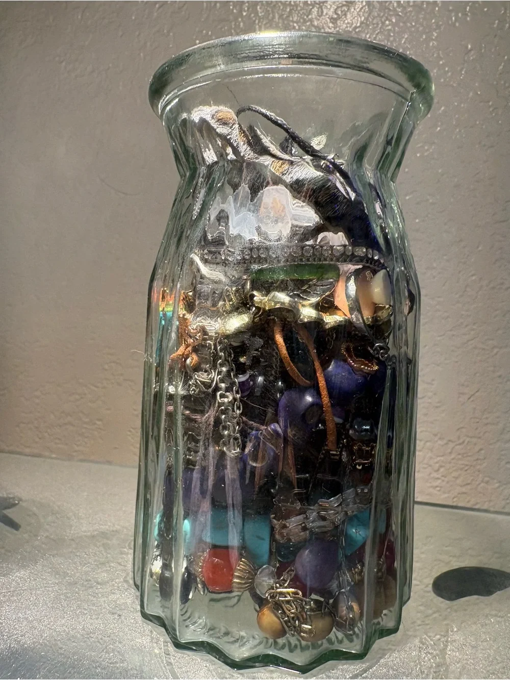 Mystery jewelry jar (30+ pieces)